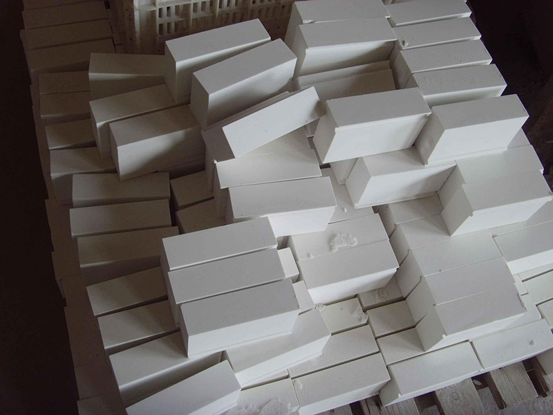 氧化铝陶瓷片破解制粉系统磨损的关键利器