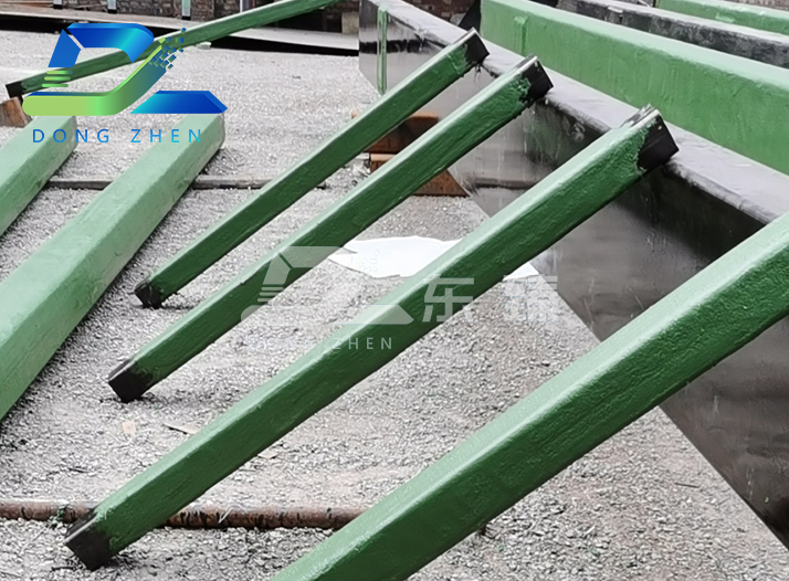 玻璃鳞片胶泥在原油贮罐中的运用是怎样的呢?