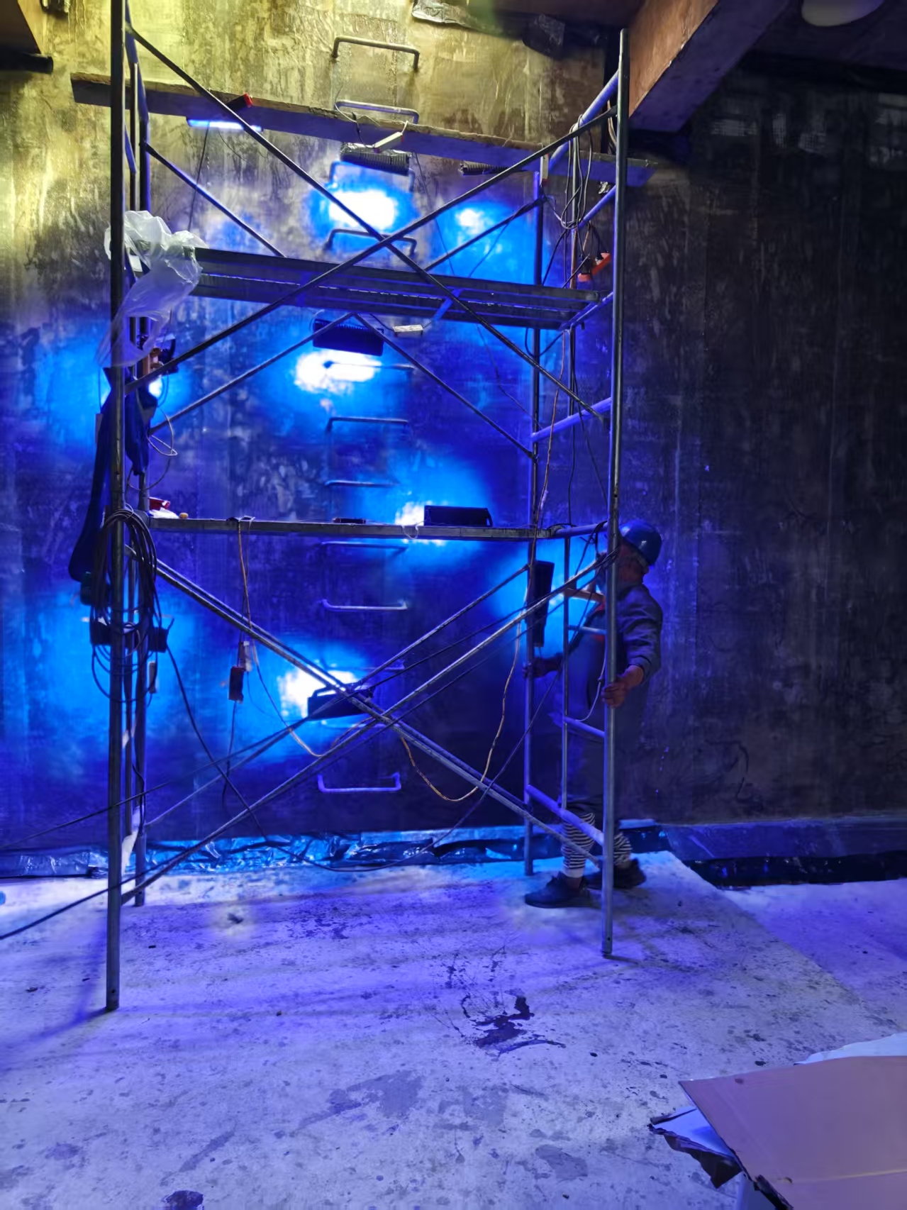 光固化石墨烯耐磨涂层在地下管廊的创新防护方案